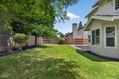 2225 Americana Drive, Roseville, CA 95747 - Photo 44
