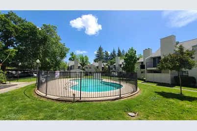 7441 Auburn Oaks Court #T 14, Citrus Heights, CA 95621 - Photo 28