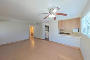 7441 Auburn Oaks Ct, Citrus Heights, CA 95621 - Photo 10
