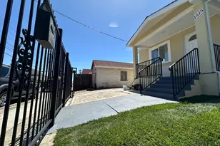 1515 54th Ave, Oakland, CA 94601 - Photo 2