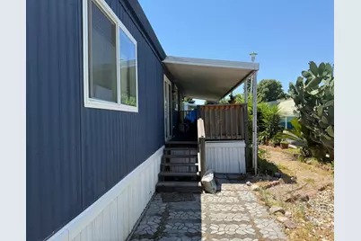 Fostones, Sacramento, CA 95828 - Photo 30