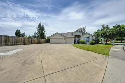 8311 Oakwood Hills Circle, Citrus Heights, CA 95610 - Photo 2