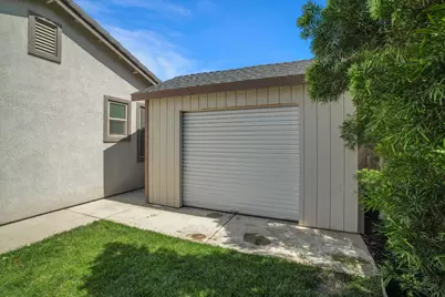 1244 Bluegrass Court, Oakdale, CA 95361 - Photo 36