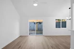 2044 Peggy Ln, Modesto, CA 95351 - Photo 6