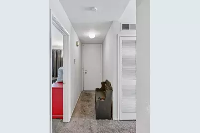 2292 Woodside Lane #12, Sacramento, CA 95825 - Photo 14