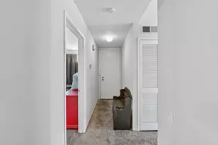 2292 Woodside Ln, Sacramento, CA 95825 - Photo 14