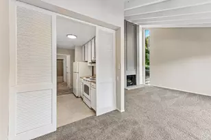 2292 Woodside Ln, Sacramento, CA 95825 - Photo 10