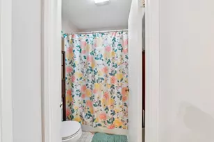 2292 Woodside Ln, Sacramento, CA 95825 - Photo 16