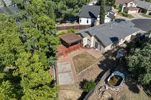 6427 Canyon Creek Way, Elk Grove, CA 95758 - Photo 34