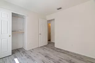 6427 Canyon Creek Way, Elk Grove, CA 95758 - Photo 16