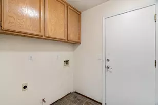 6427 Canyon Creek Way, Elk Grove, CA 95758 - Photo 26