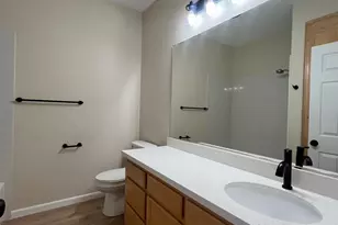 10385 Nations Cir, Stockton, CA 95209 - Photo 32