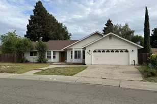 2810 Vi Ct, Yuba City, CA 95993 - Photo 2