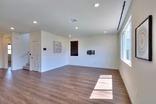 5439 Drawbridge Wy, Riverbank, CA 95367 - Photo 18