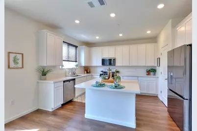 5439 Drawbridge Way, Riverbank, CA 95367 - Photo 8