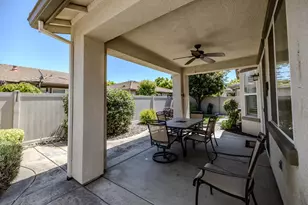 2362 Shadow Berry Dr, Manteca, CA 95336 - Photo 40
