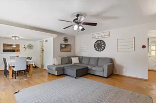5312 Diablo Dr, Sacramento, CA 95842 - Photo 4