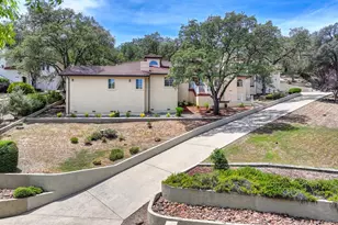 2072 Moonstone Cir, El Dorado Hills, CA 95762 - Photo 2