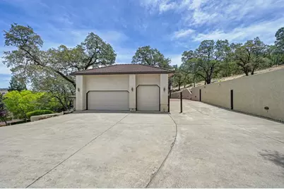 2072 Moonstone Circle, El Dorado Hills, CA 95762 - Photo 4