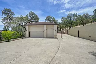 2072 Moonstone Cir, El Dorado Hills, CA 95762 - Photo 4