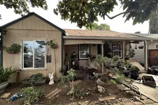 4209 51st St, Sacramento, CA 95820 - Photo 1