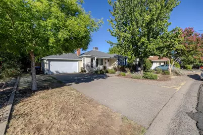 3933 Loreto Way, Sacramento, CA 95821 - Photo 28
