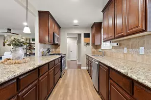 1391 Los Padres Wy, Sacramento, CA 95831 - Photo 4