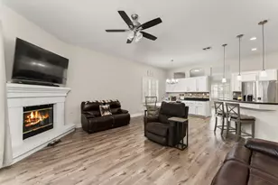 9656 Holly Glen Way, Elk Grove, CA 95757 - Photo 12