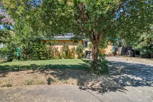 3117 Judah St, Sacramento, CA 95815 - Photo 4