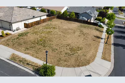 2700 Liberty Drive, Woodland, CA 95776 - Photo 4