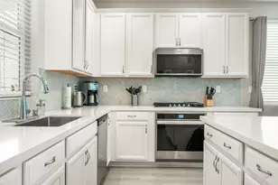 2833 Wheat Grass St, Sacramento, CA 95833 - Photo 4