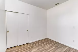 8203 Gardenside Ct, Sacramento, CA 95829 - Photo 30