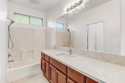 8203 Gardenside Court, Sacramento, CA 95829 - Photo 22