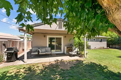 6545 Miles Ln, Carmichael, CA 95608 - Photo 16
