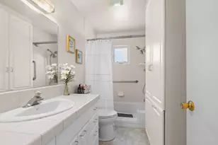 6545 Miles Ln, Carmichael, CA 95608 - Photo 14