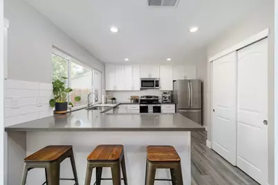 10216 Rockingham Drive, Sacramento, CA 95827 - Photo 12
