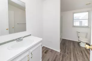 E Ave I, Lancaster, CA 93535 - Photo 18