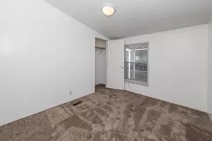 E Ave I, Lancaster, CA 93535 - Photo 22