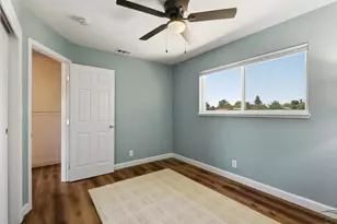 5180 28th St, Sacramento, CA 95820 - Photo 24