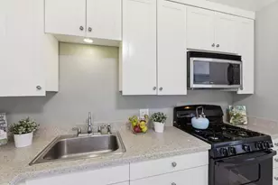 5180 28th St, Sacramento, CA 95820 - Photo 14