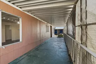 501 W Durham Ferry Rd, Tracy, CA 95304 - Photo 24