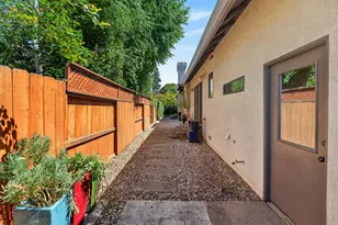 672 Cypress Run, Woodbridge, CA 95258 - Photo 64
