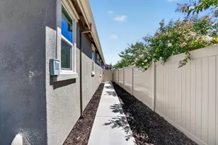 7978 Cobb St, Citrus Heights, CA 95610 - Photo 40