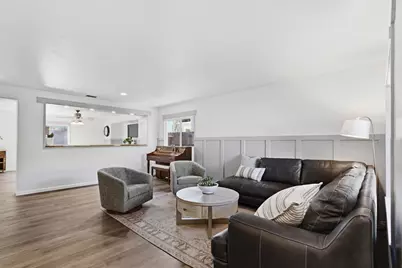 10149 Jenny Lynn Way, Elk Grove, CA 95757 - Photo 6