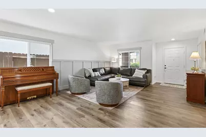 10149 Jenny Lynn Way, Elk Grove, CA 95757 - Photo 4