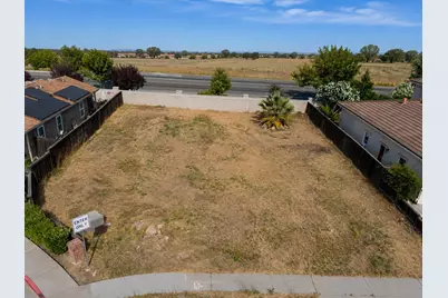 2009 Liberty Drive, Woodland, CA 95776 - Photo 6