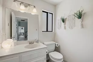 1721 Woodcrest Way, Modesto, CA 95355 - Photo 14