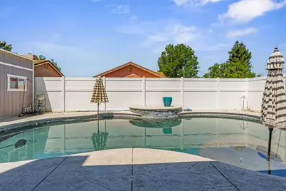 1721 Woodcrest Way, Modesto, CA 95355 - Photo 28
