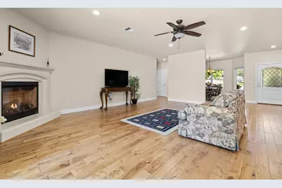 11733 Inverness Way, Auburn, CA 95602 - Photo 10