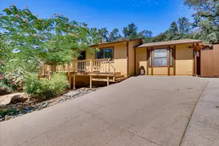 17495 Anona Ct, Grass Valley, CA 95949 - Photo 2